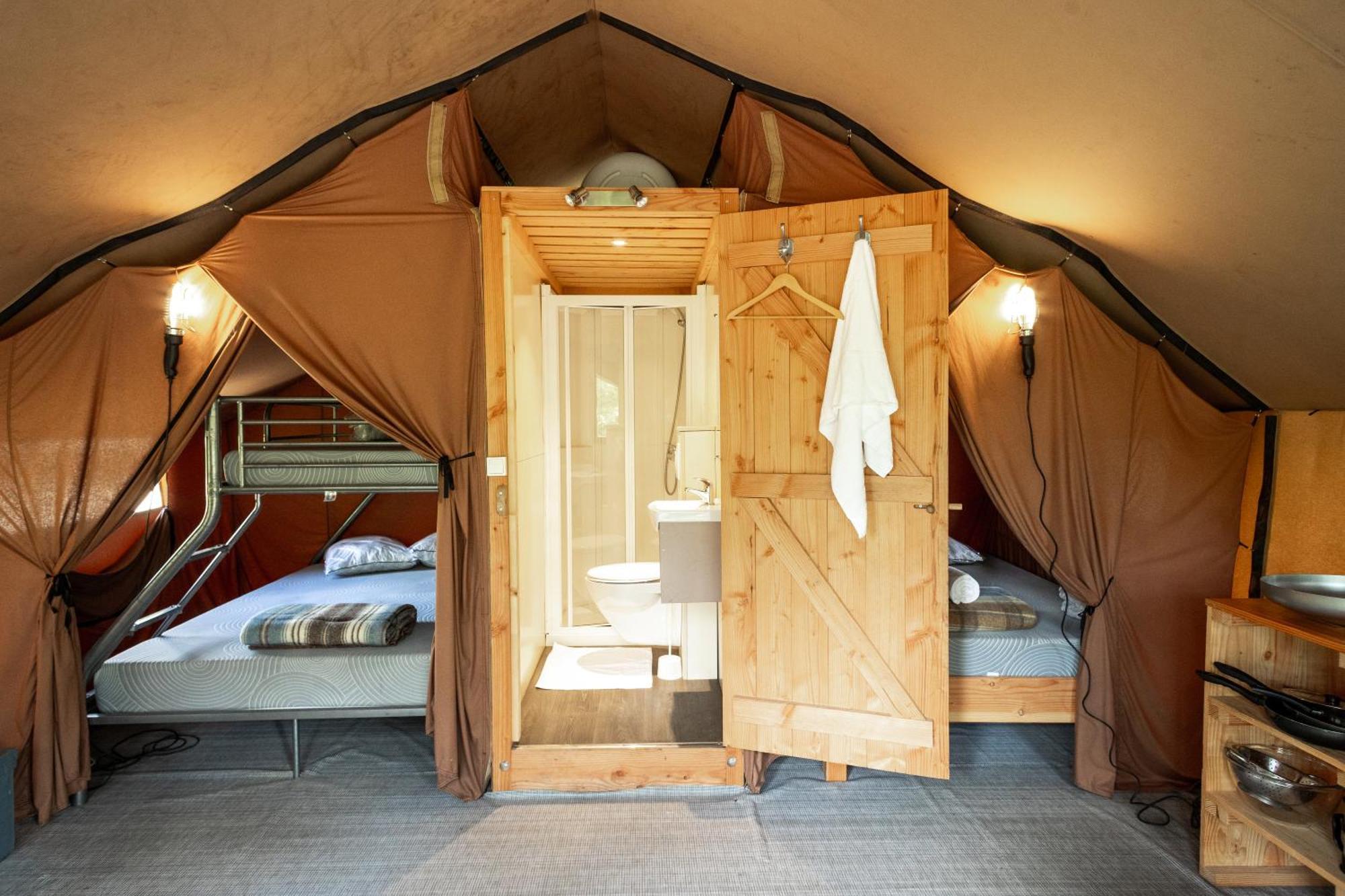 Huttopia Forêt des Vosges Barbey-Seroux Zimmer foto